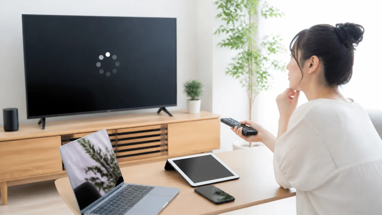テレビが突然Wi-Fiに繋がらないときの原因と自分でできる対処法